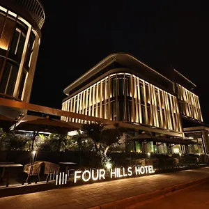 Four Hills Отель